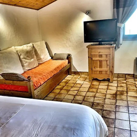 Studio Aravis, Chez Francine *
